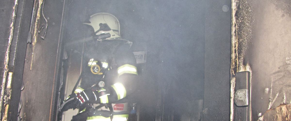 16.03.2018 - Gefährlicher Wohnungsbrand in Hochhaus