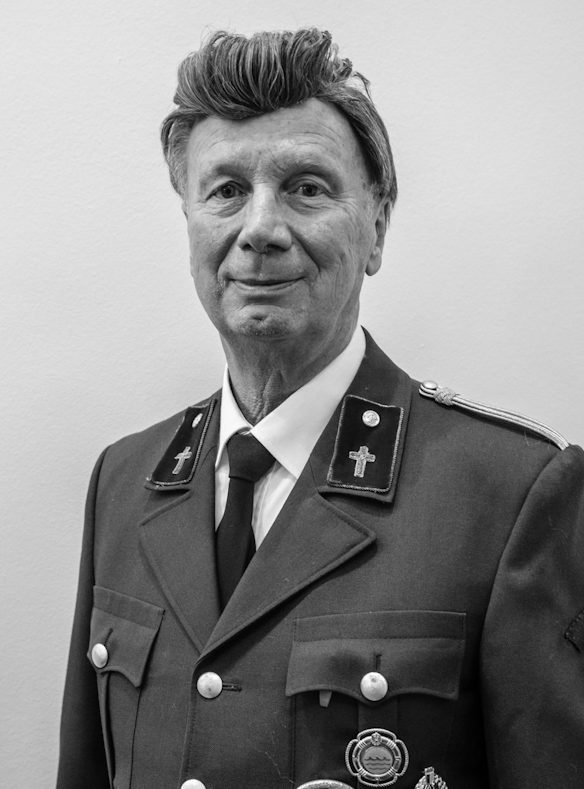 Hans_Jörg_Begräbnis4.jpeg